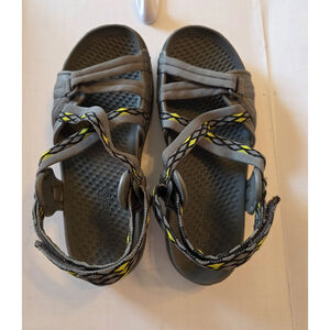 Bare Traps Rubber Sandals for Women Size 8